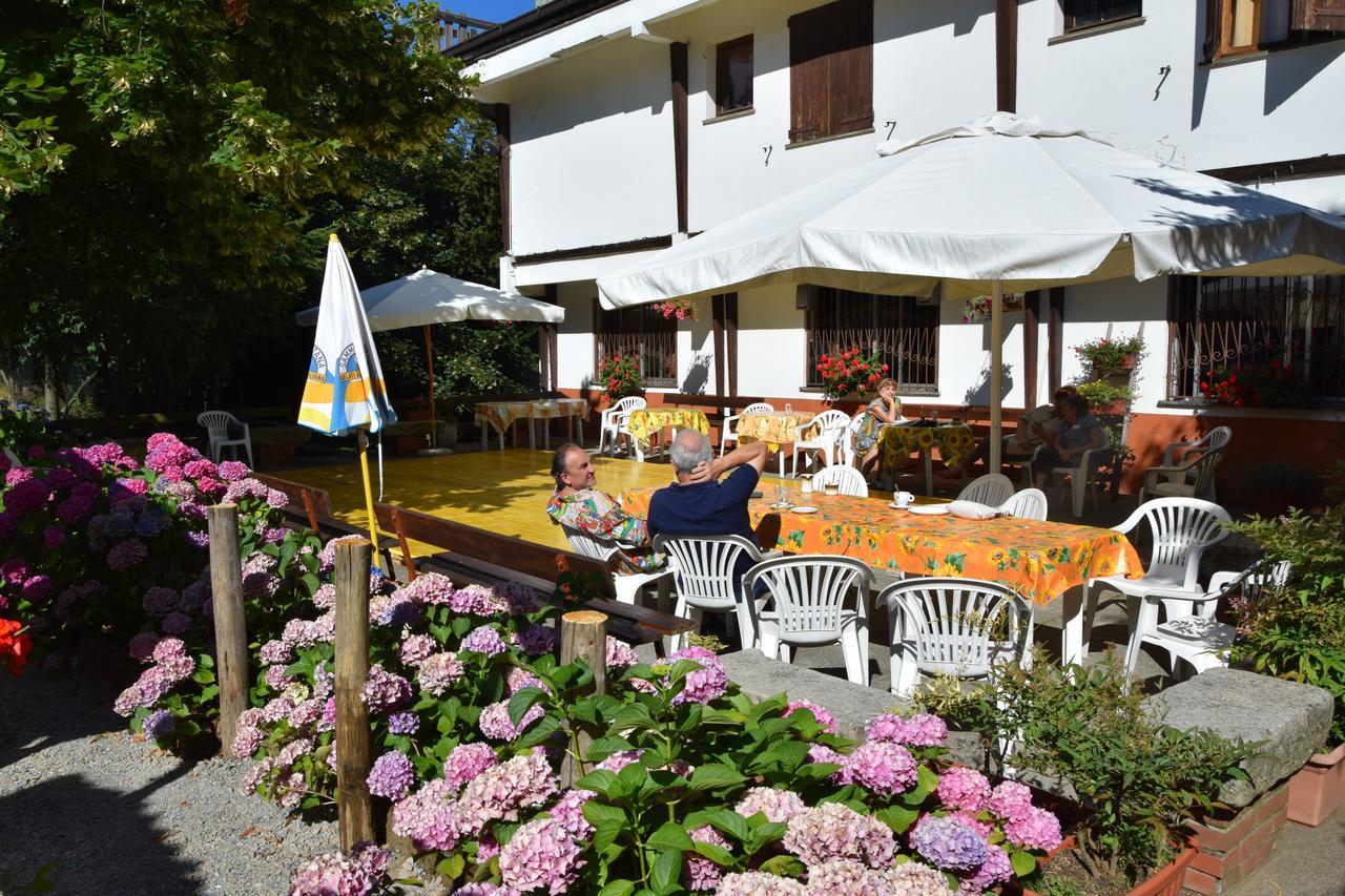 Albergo Rifugio Montecucco Piampaludo Exterior foto